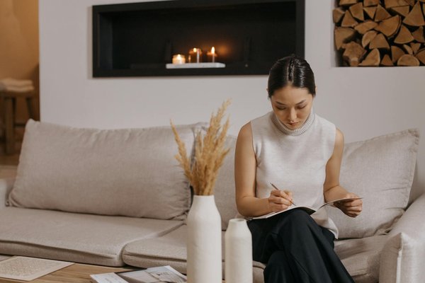 Comment installer des stores de façon professionnelle